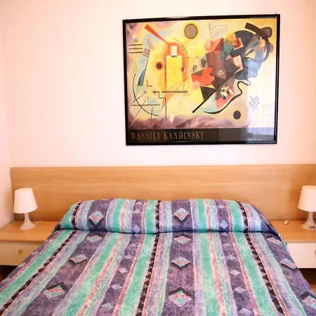 Flat For 4 People With Terrace In With Shared Swimming Pool Apartment